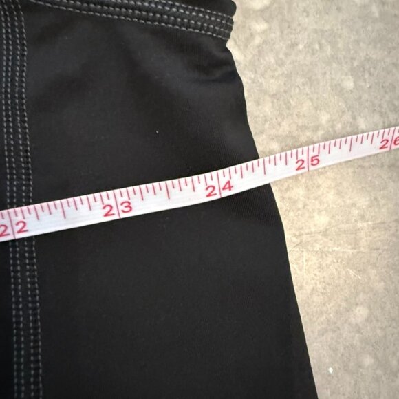 Tommy Bahama Black Relax Short-Sleeve Rash Guard- Size XL - Picture 9 of 9